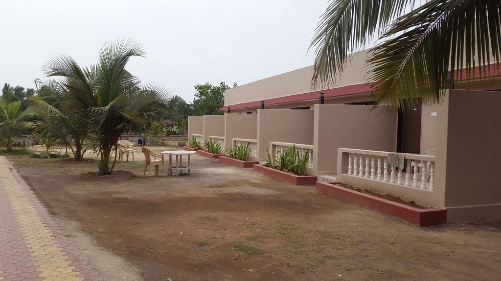 Hotel Krishna Park Resort Diu Extérieur photo